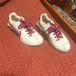 2000s white and pink Nike shox